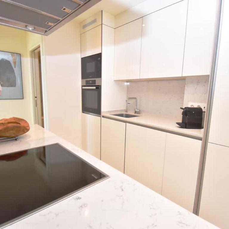 Top-Floor Apartment Private Pool & Sea Views - Apartamento - 23