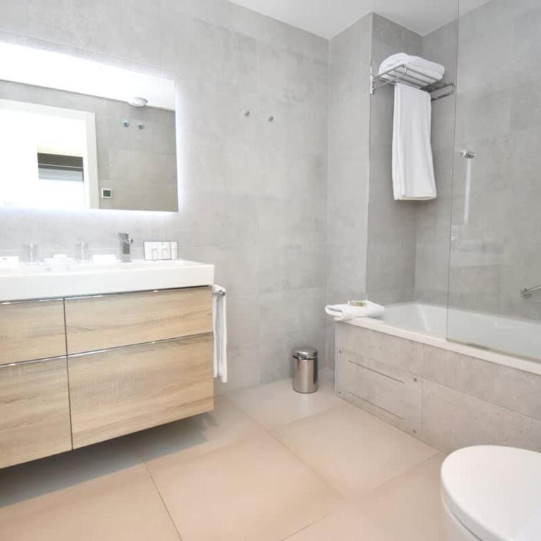Top-Floor Apartment Private Pool & Sea Views - Apartamento - 31