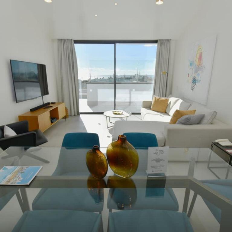 Top-Floor Apartment Private Pool & Sea Views - Apartamento - 34