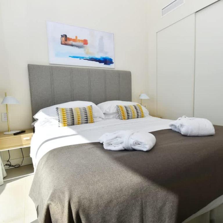 Top-Floor Apartment Private Pool & Sea Views - Apartamento - 43