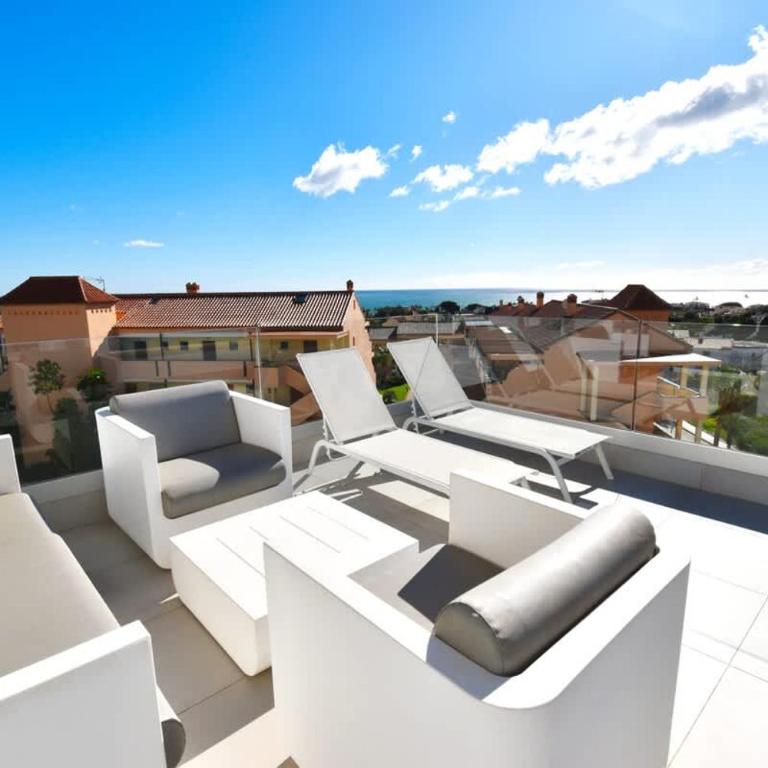 Top-Floor Apartment Private Pool & Sea Views - Apartamento - 50