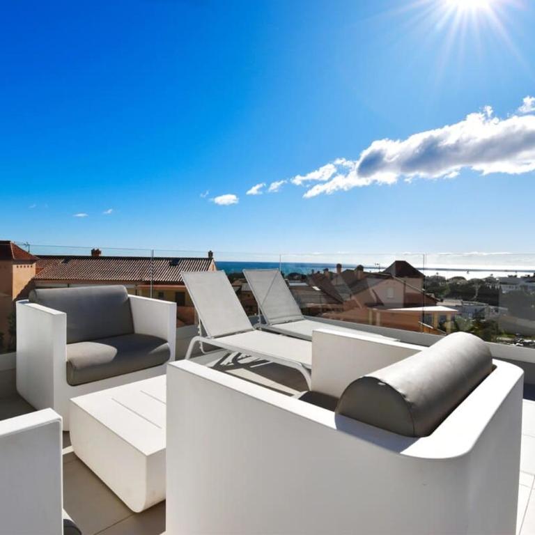 Top-Floor Apartment Private Pool & Sea Views - Apartamento - 51