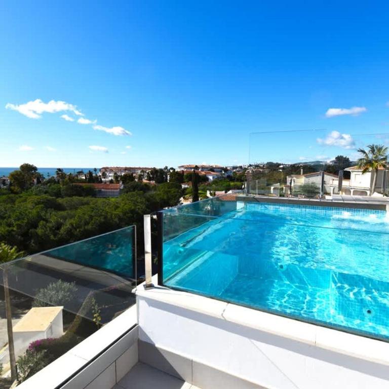 Top-Floor Apartment Private Pool & Sea Views - Apartamento - 49