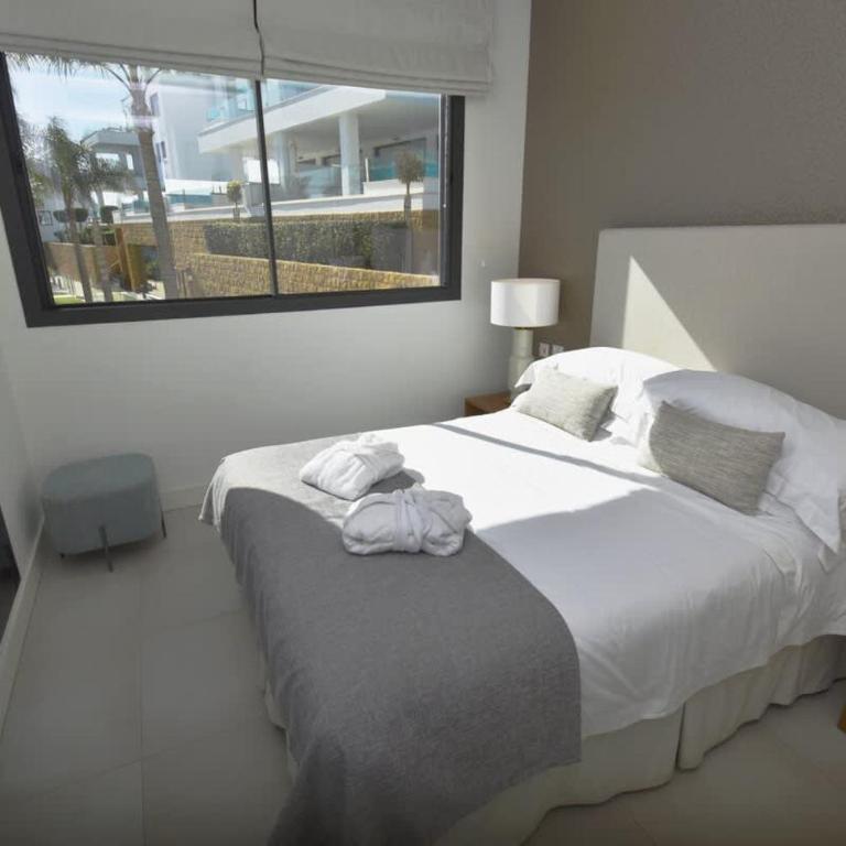 Luxury 2-Bed Plunge Pool & Sea Views - Apartamento - 19