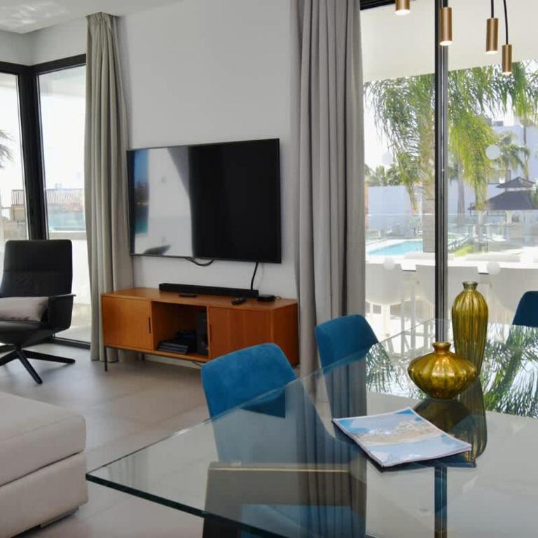 Luxury 2-Bed Plunge Pool & Sea Views - Apartamento - 44