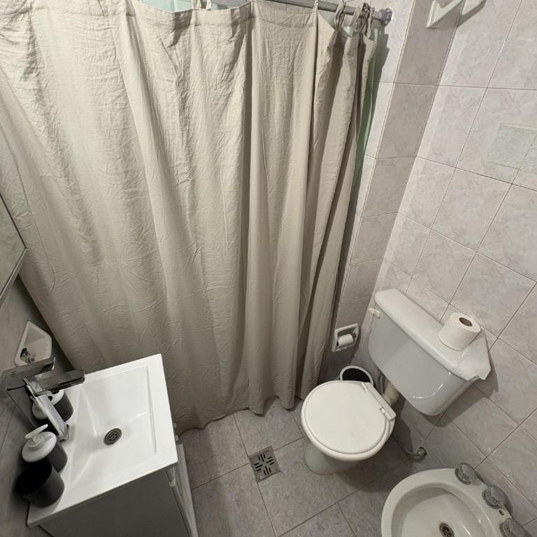 Departamento Cordoba-mts de Sanatorio Allende-Oulton-Nueva Cordoba - Apartamento de 1 dormitorio - 6