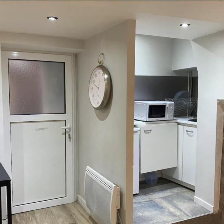 Souplex avec cave voutée 40m2 coeur de ville! - Apartamento de 1 dormitorio - 3