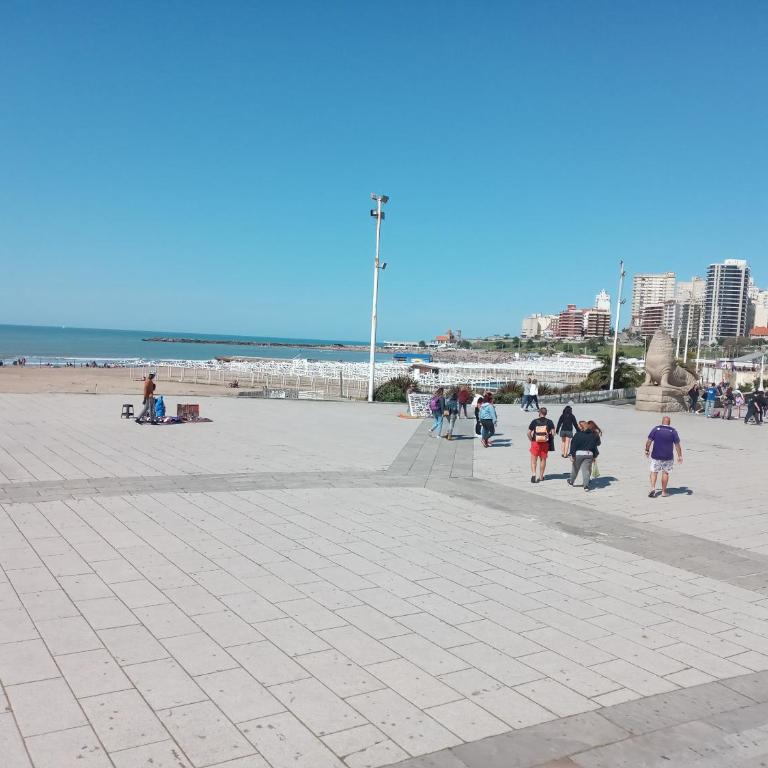 2 AMBIENTES PLENO CENTRO-1 cuadra PEATONAL y Playa PUNTA IGLESIAS - Superior Apartment - 10