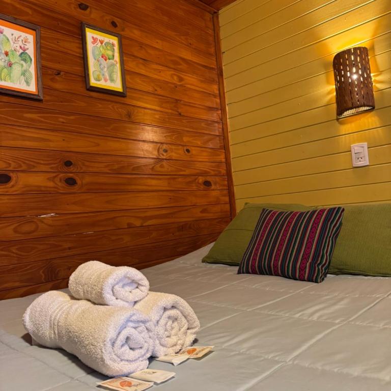 Hostal del Suri - Habitación Doble con baño privado - 2