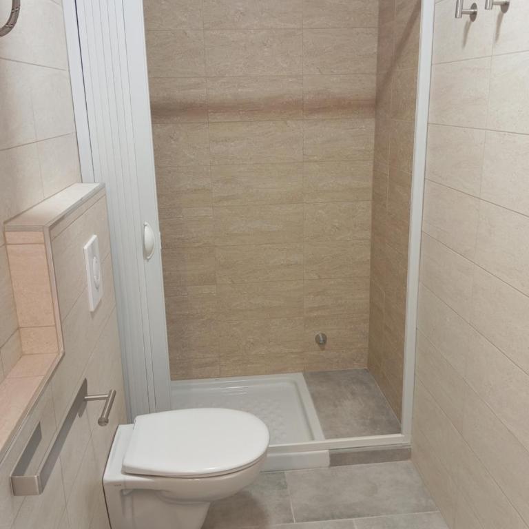 Villa Maldera-case vacanza-loft- loft queen specchio - Habitación Doble con baño privado - 5