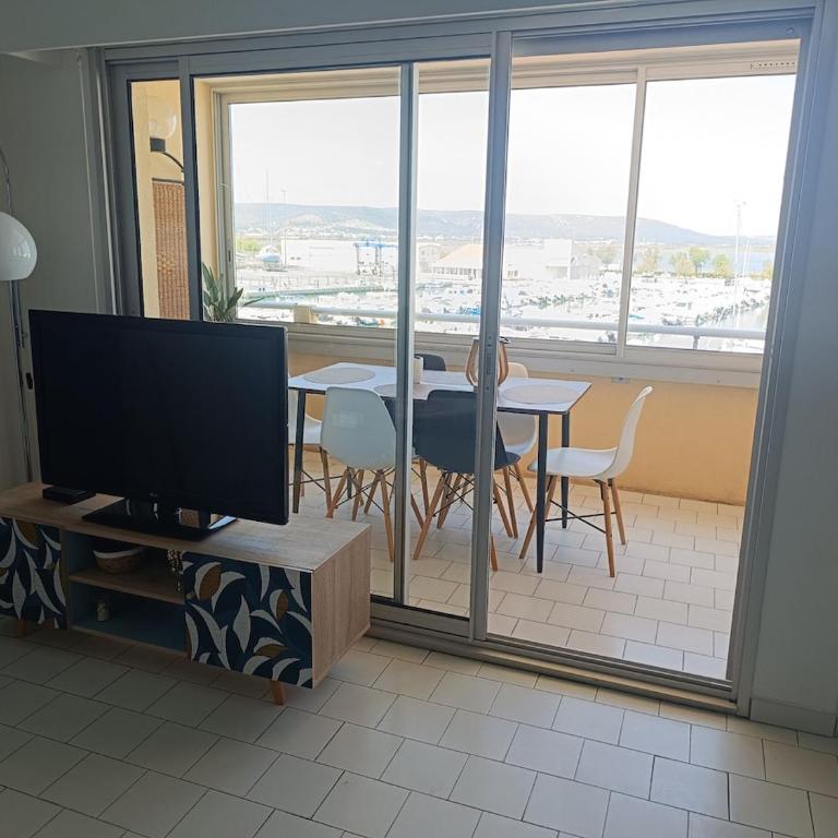 Grand T2 Bis climatisé vue imprenable - Appartement 2 Chambres avec Vue sur le Port - 4