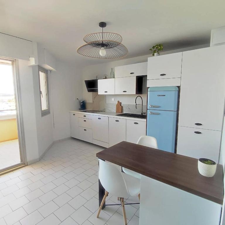 Grand T2 Bis climatisé vue imprenable - Appartement 2 Chambres avec Vue sur le Port - 7