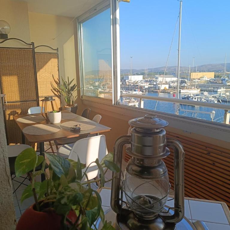 Grand T2 Bis climatisé vue imprenable - Appartement 2 Chambres avec Vue sur le Port - 13