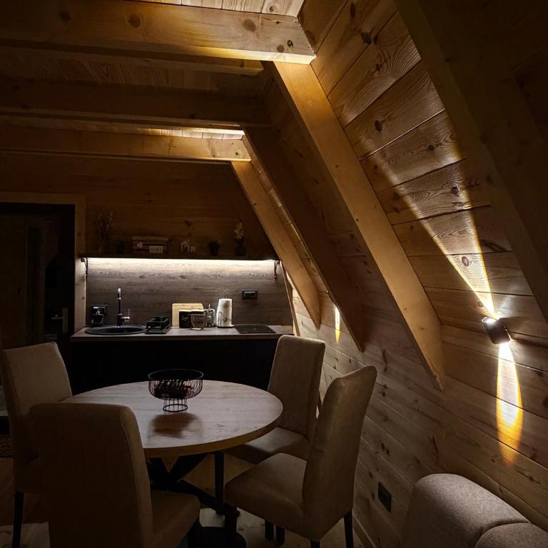 Riverwood Luxury Cabins - Chalet mit 2 Schlafzimmern - 29