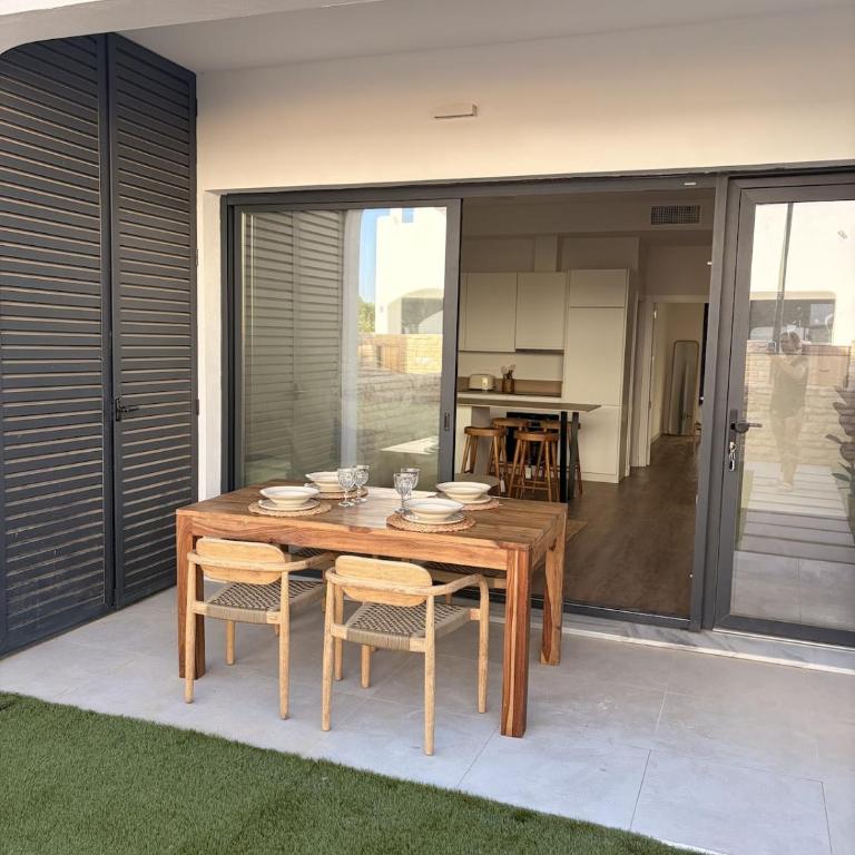 Apartamentos con piscina, terraza y parking - Apartamento de 1 dormitorio - 5