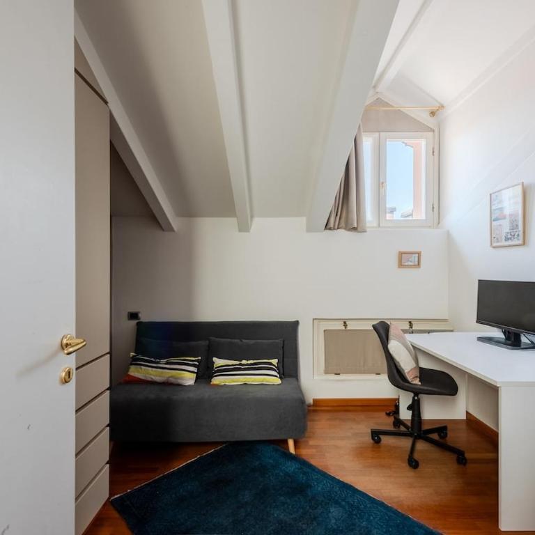239sqm in Centro near Duomo with Garage and 12 Seats - Appartamento - 4