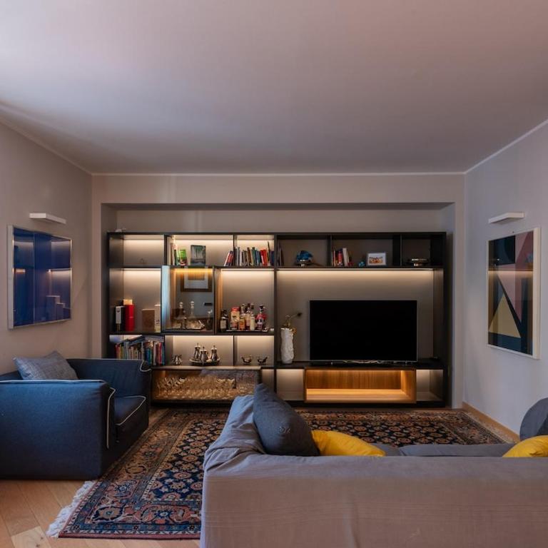 239sqm in Centro near Duomo with Garage and 12 Seats - Appartamento - 12