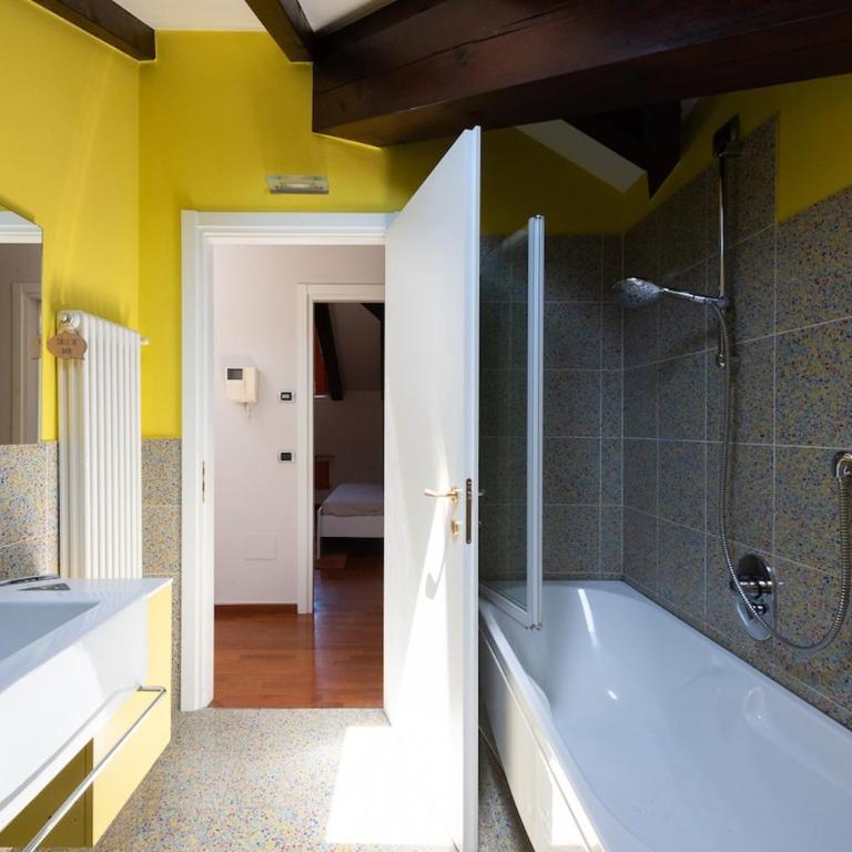 239sqm in Centro near Duomo with Garage and 12 Seats - Appartamento - 14