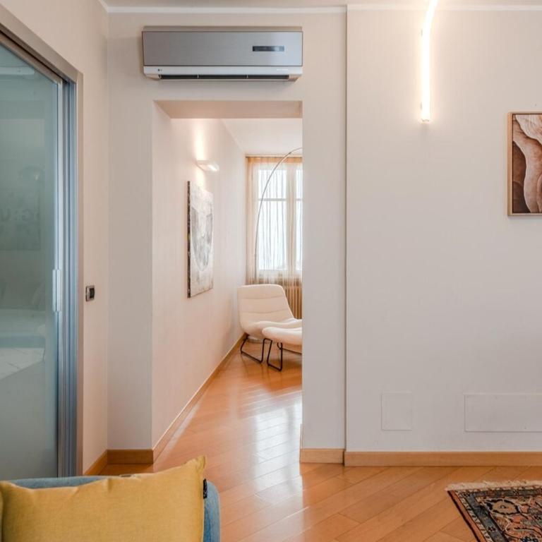 239sqm in Centro near Duomo with Garage and 12 Seats - Appartamento - 25