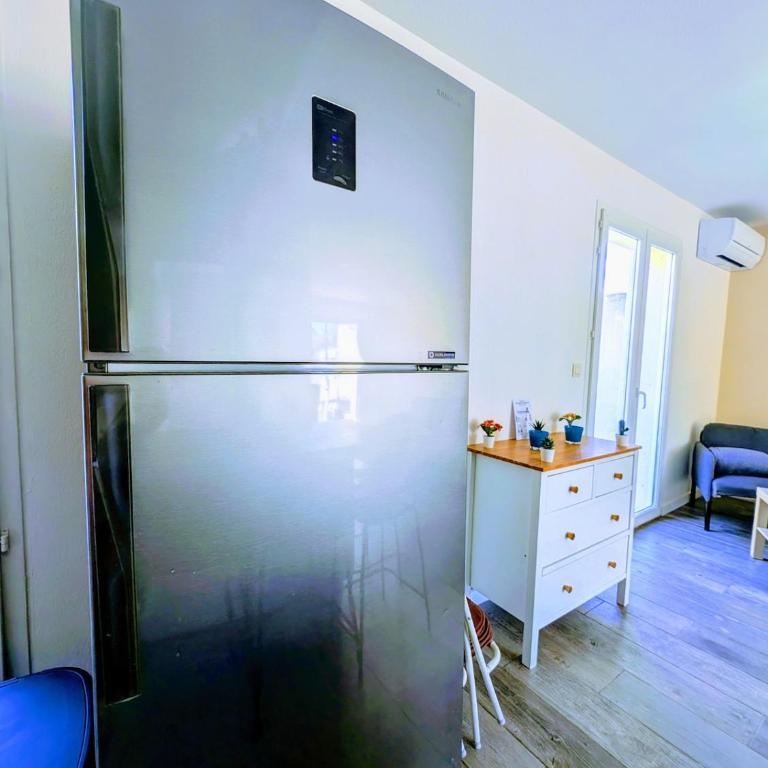 Maison lumineuse et climatisée, à 12mn plage - Casa de 3 dormitorios - 9