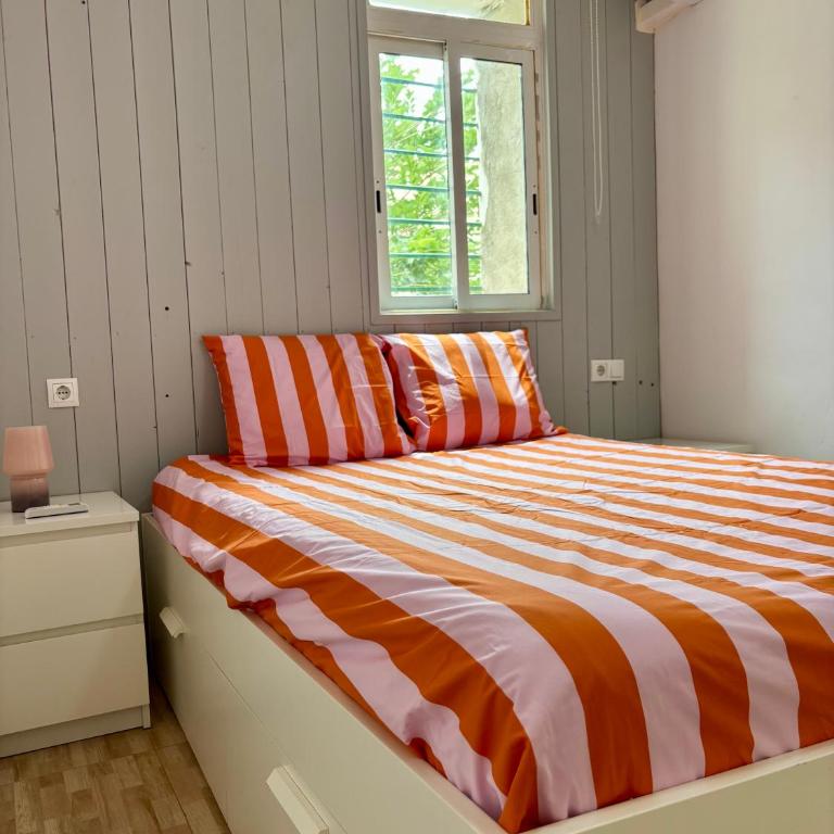 Hermoso bajo con entrada independiente - Apartamento de 2 dormitorios - 15