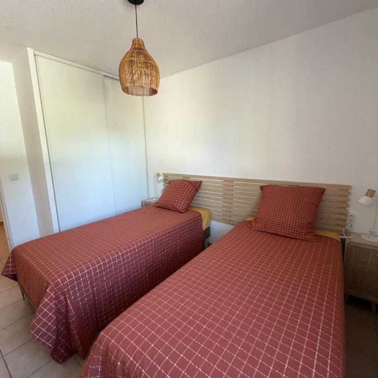 Appartement rez de jardin avec garage - Appartement 2 Chambres - 13
