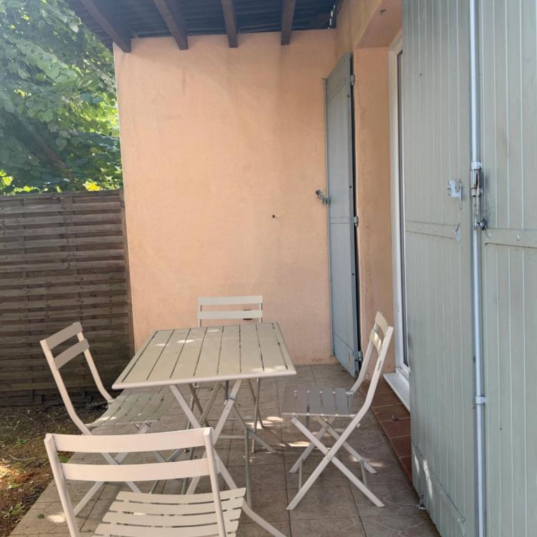 Appartement rez de jardin avec garage - Appartement 2 Chambres - 19