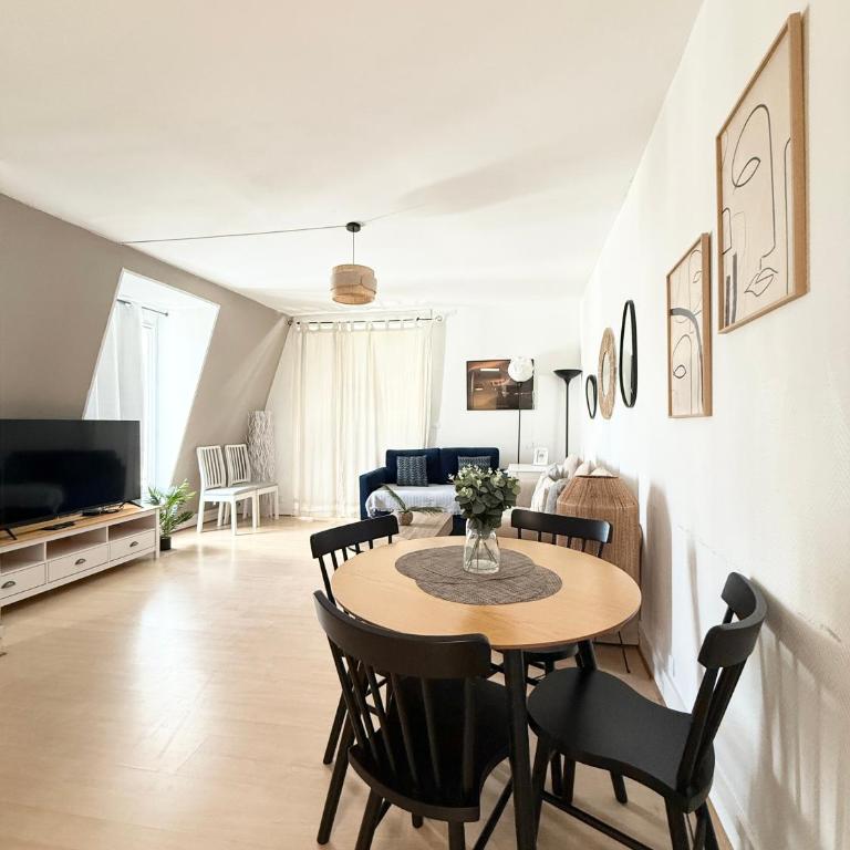 Chic Parisian Studio Grands Boulevards Bourse - One-Bedroom Apartment - 6