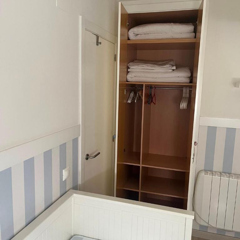 Bajo con terraza privada con acceso directo a la piscina - Apartamento de 2 dormitorios - 5