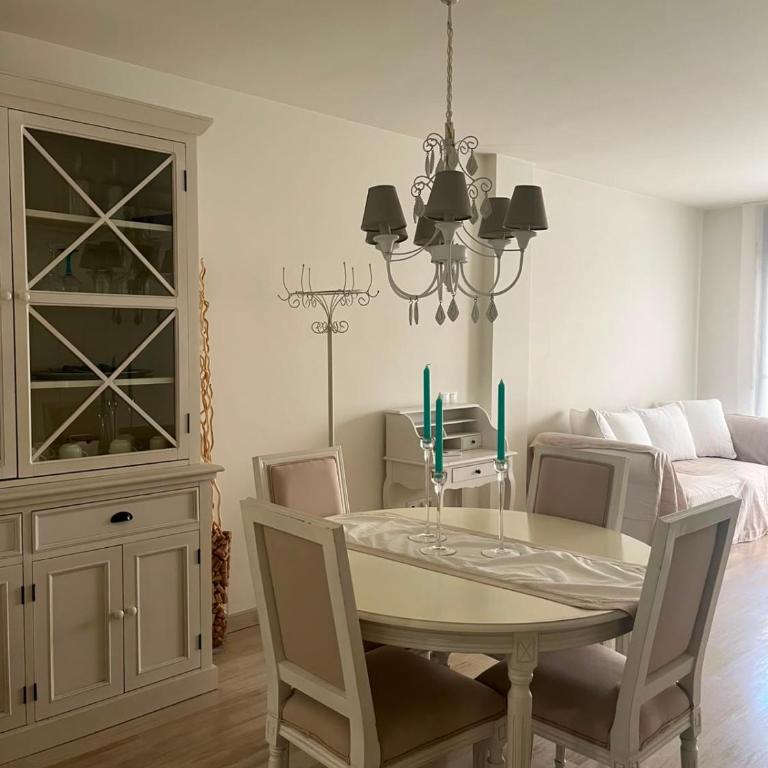 Bajo con terraza privada con acceso directo a la piscina - Apartamento de 2 dormitorios - 11