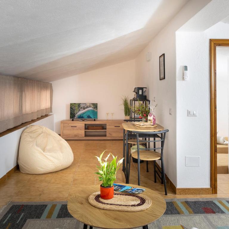 Casa Di Nonno Giovannino - Camera Familiare con Bagno Privato - 4