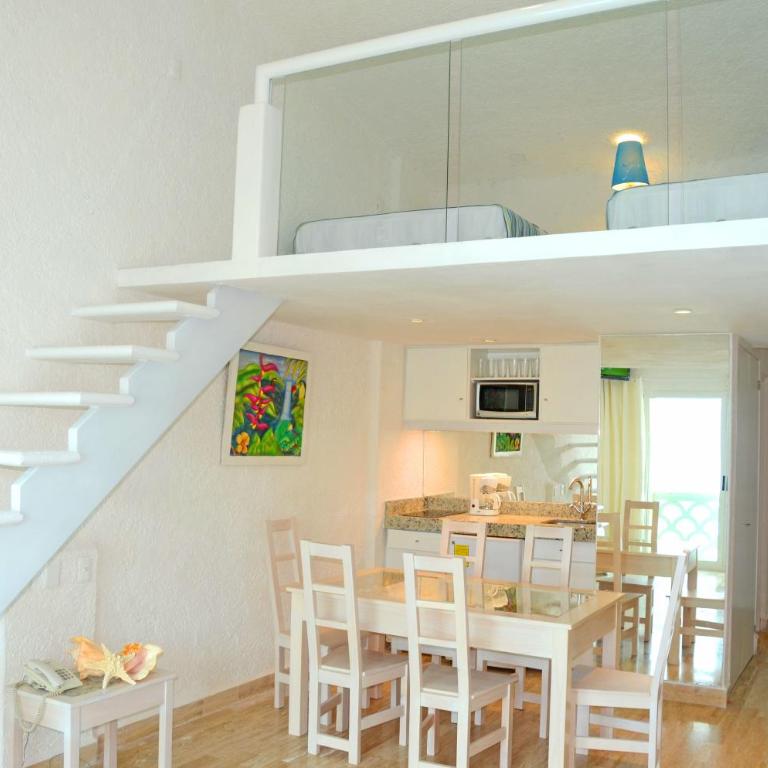 AR Cancun Plaza - Loft Suite - 4