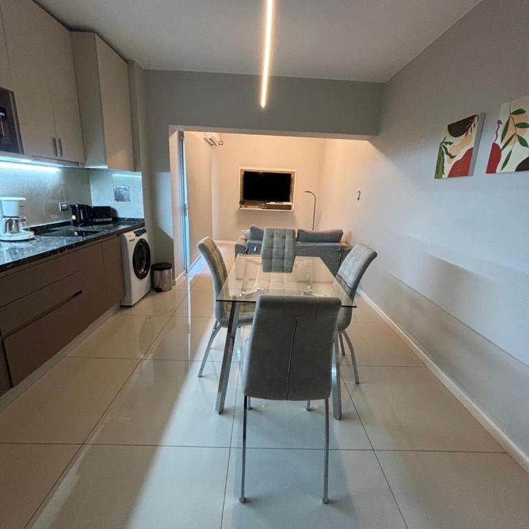 J & J Suites Dpto Premium Gym Pileta - Apartamento de 1 dormitorio - 5