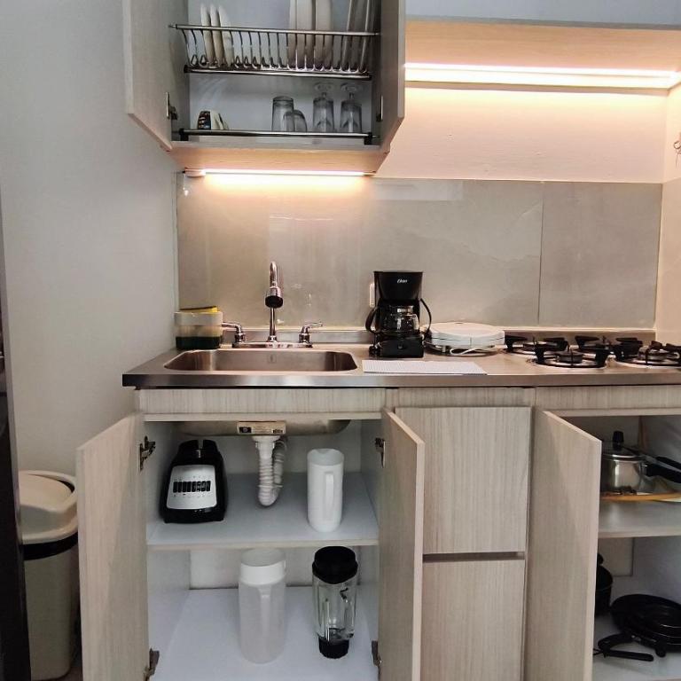 Excelente Ubicación Santa Monica Cerca de Centro Comercial Chipichape - Apartamento Clásico - 10