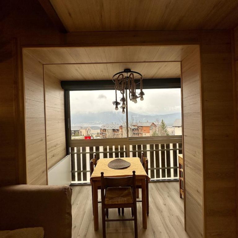 Appartement de charme vue lac et montagne - Three-Bedroom Apartment - 4