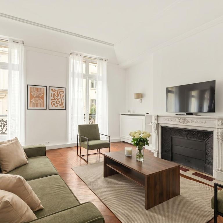Luxurious Apartment in Faubourg - Apartment - 3