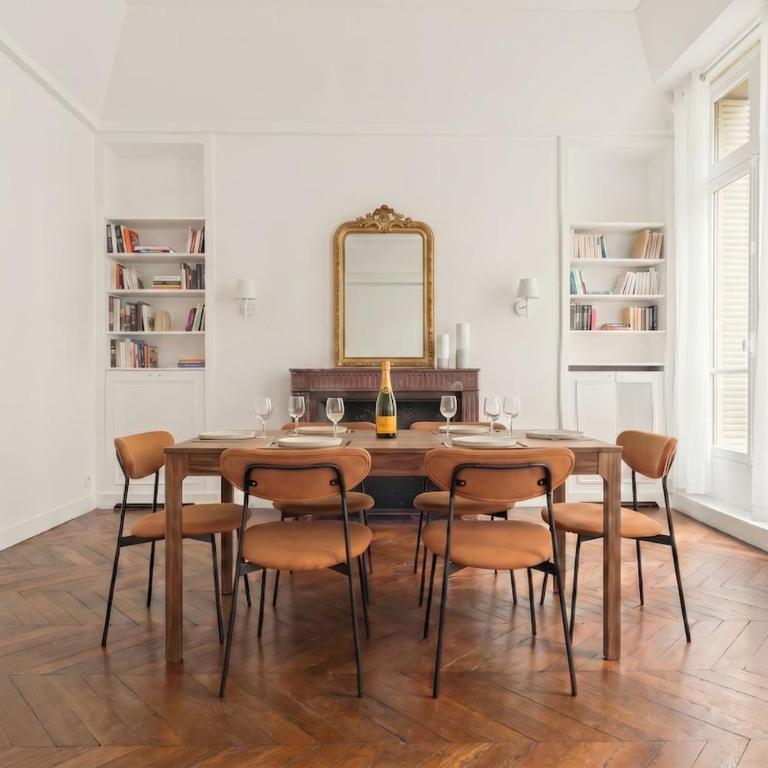 Luxurious Apartment in Faubourg - Apartment - 10
