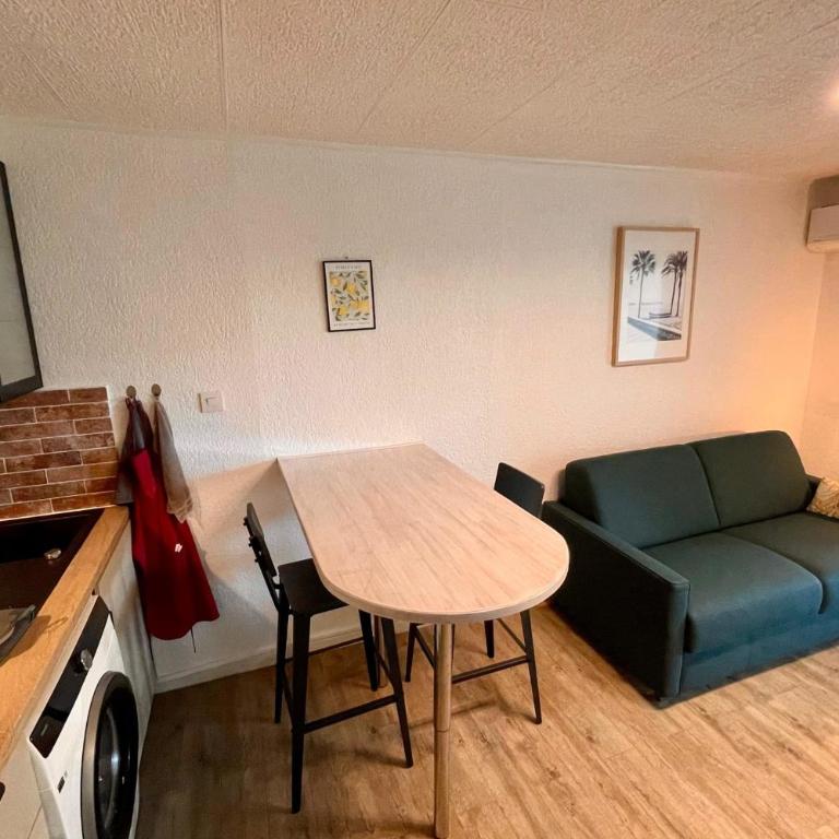Studio chaleureux à quelques pas de la plage - Studio - 8