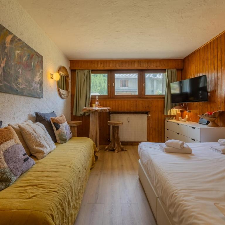 Studio de Balme w/Shared Pool & Near Slopes - Happy Rentals - Studio - Vue sur Montagne - 3