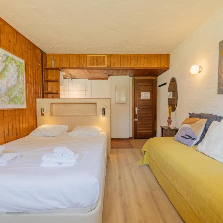 Studio de Balme w/Shared Pool & Near Slopes - Happy Rentals - Studio - Vue sur Montagne - 9