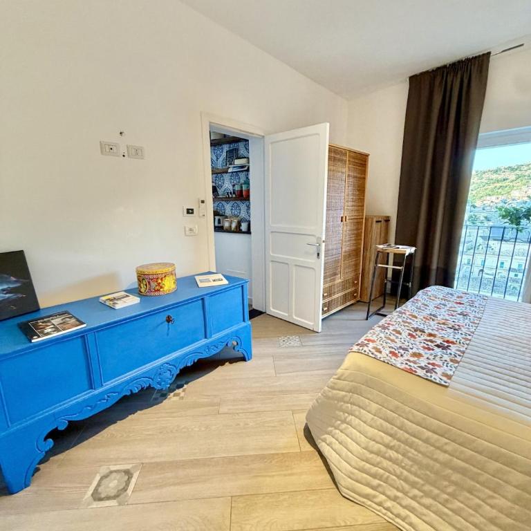 Experience the authentic soul of Modica at Bayit Michel - Casa con 3 Camere da Letto - 9