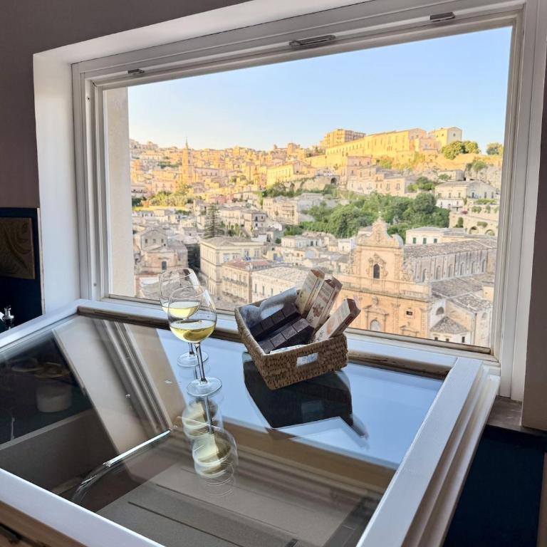 Experience the authentic soul of Modica at Bayit Michel - Casa con 3 Camere da Letto - 15