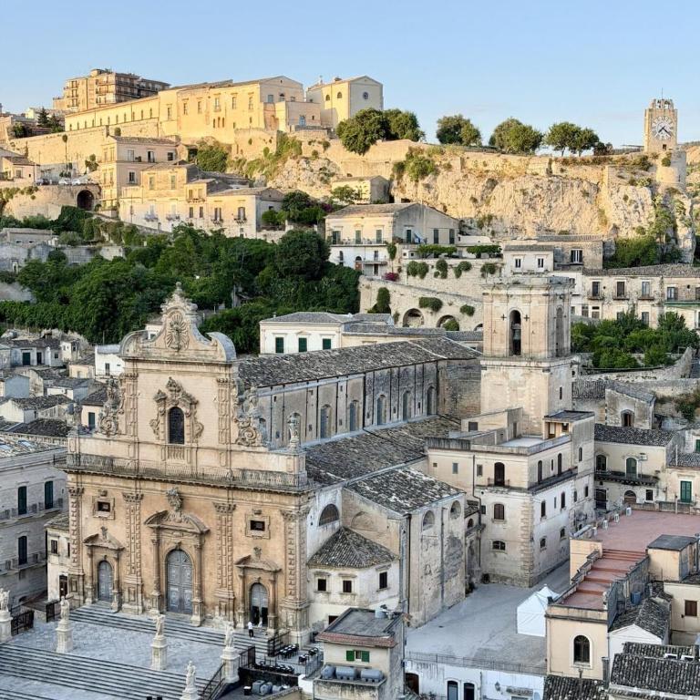 Experience the authentic soul of Modica at Bayit Michel - Casa con 3 Camere da Letto - 21