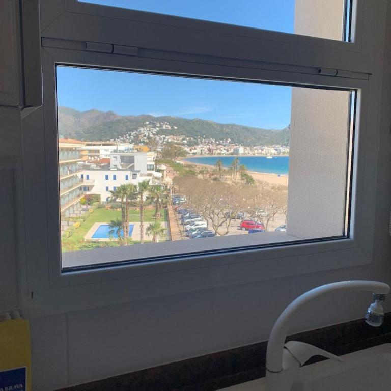 Beautiful ocean-view apartment in Roses - Apartamento de 2 dormitorios - 4