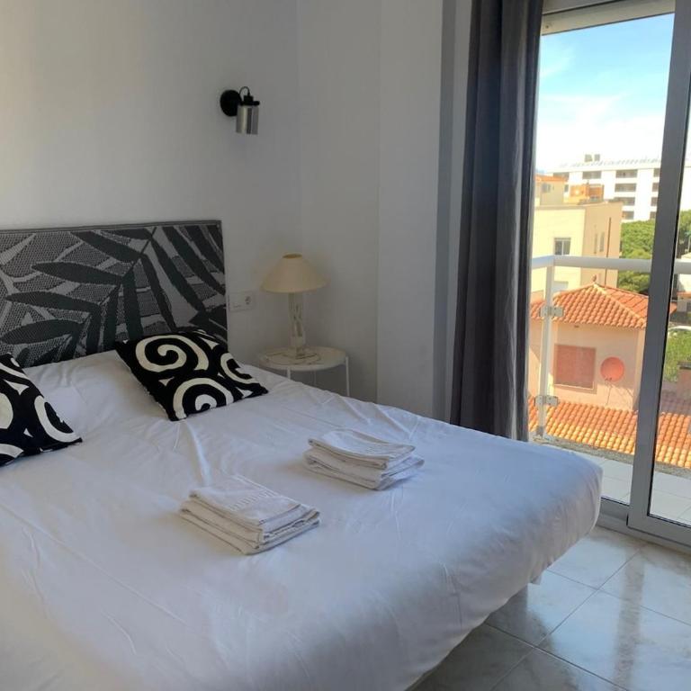 Beautiful ocean-view apartment in Roses - Apartamento de 2 dormitorios - 11