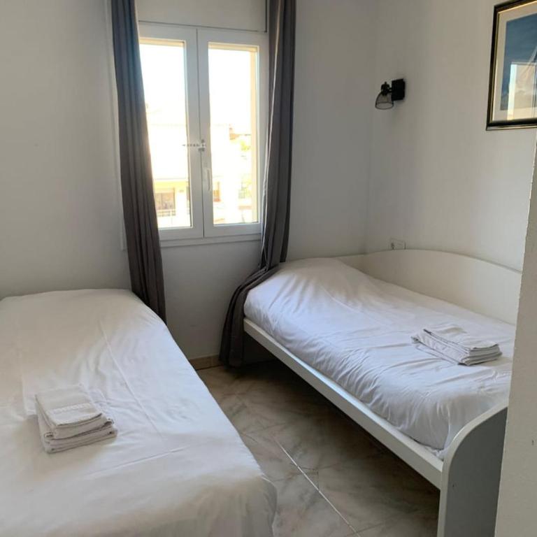 Beautiful ocean-view apartment in Roses - Apartamento de 2 dormitorios - 30