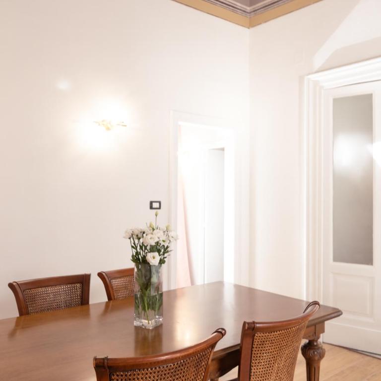 B-home - Two-Bedroom Apartment - 16