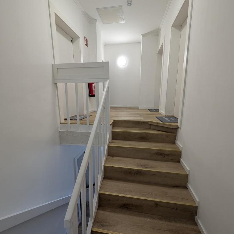 See 7 - Modernes Balkon-Studio - Seenähe & 2x Bäderkarte - Apartment mit 1 Schlafzimmer - 12