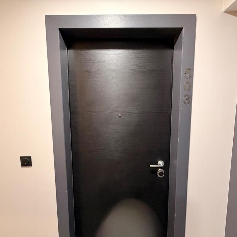 T3 neuf et calme - Vue sublime et garage privé - Deluxe Apartment mit Balkon und 2 Schlafzimmern - 39