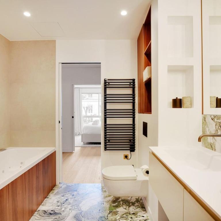An Oustanding 3BR 3BA in Trocadéro - Apartamento - 3